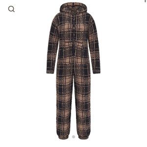 Skims cozy knit unisex onesie S/M